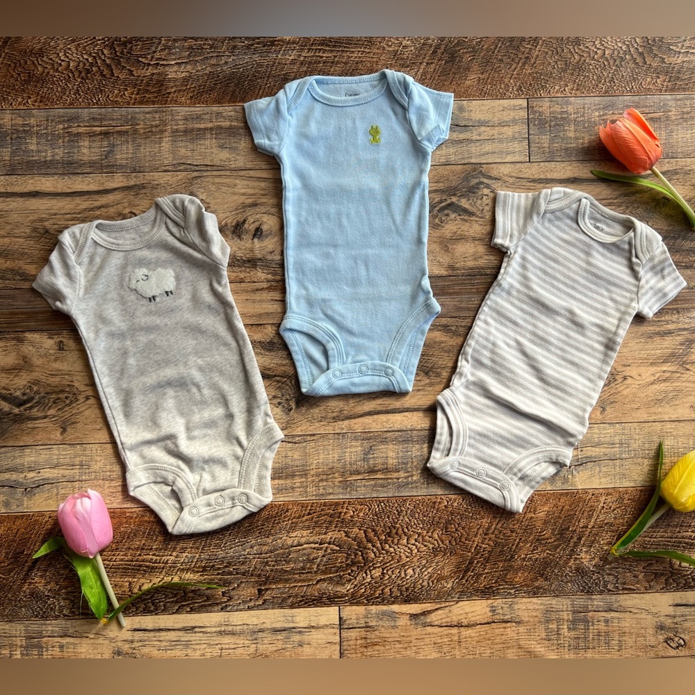 Newborn onesie bundle